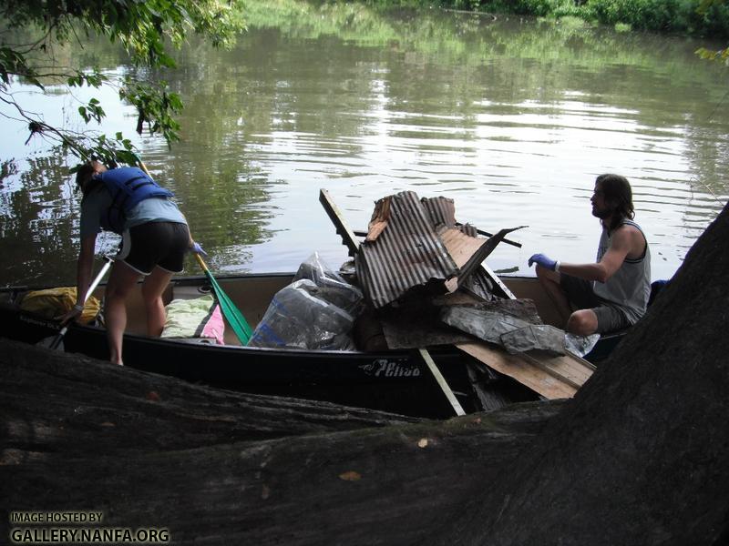 Clean the Green 2012 - Loading Canoes 3.JPG
